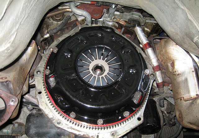 How much does clutch replacement cost?