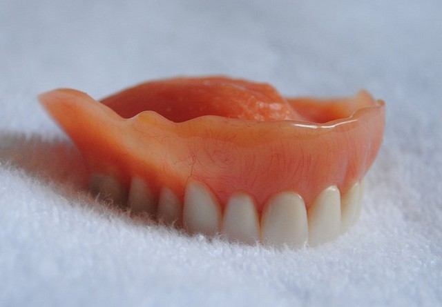 how-much-do-dentures-cost