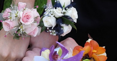 how-much-does-a-corsage-cost