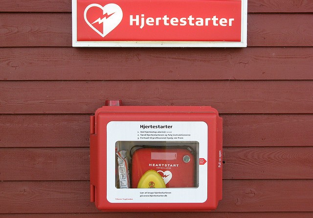 how-much-does-a-defibrillator-cost